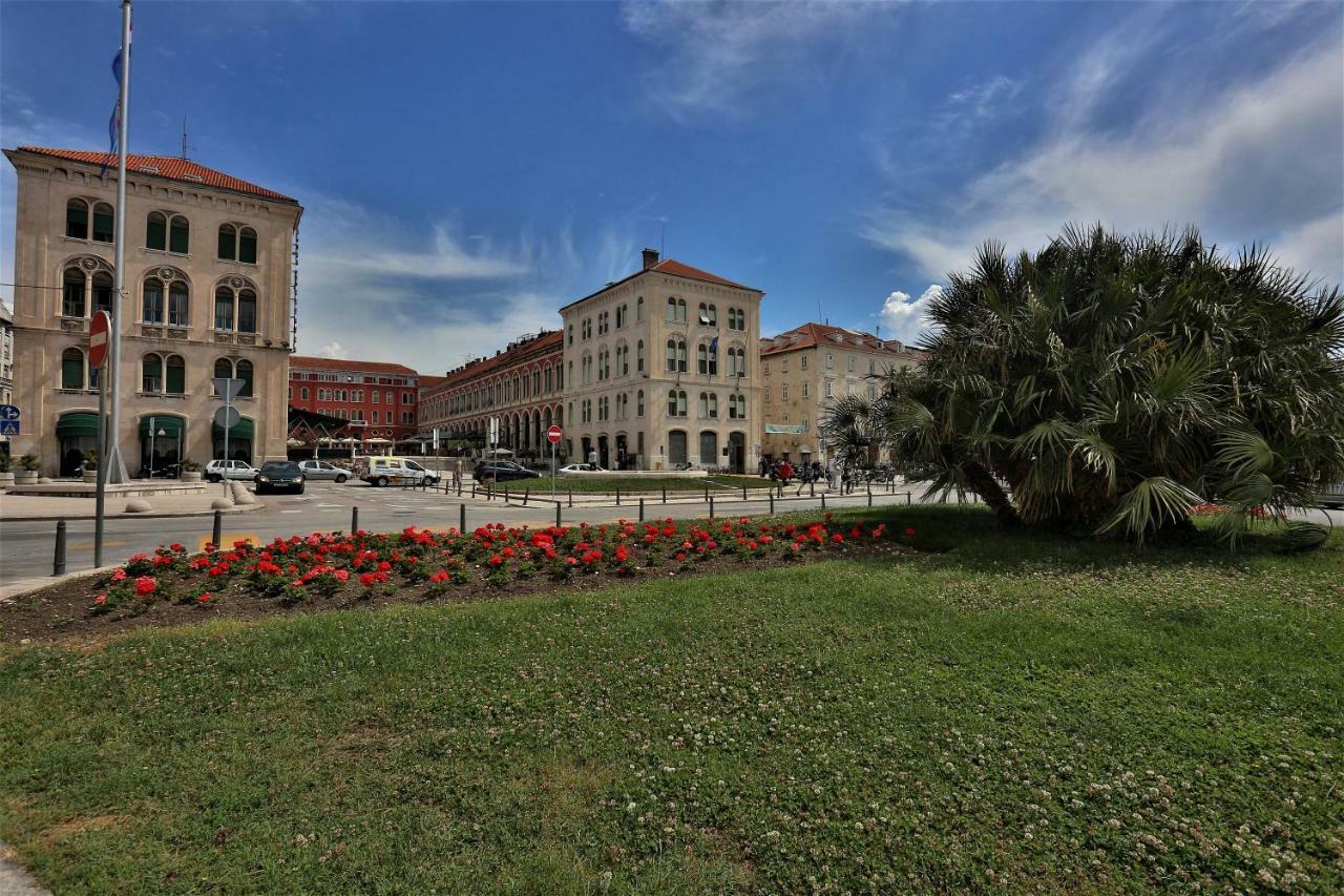 Luxury Apartment M&N In Split - Free Parking Exterior photo